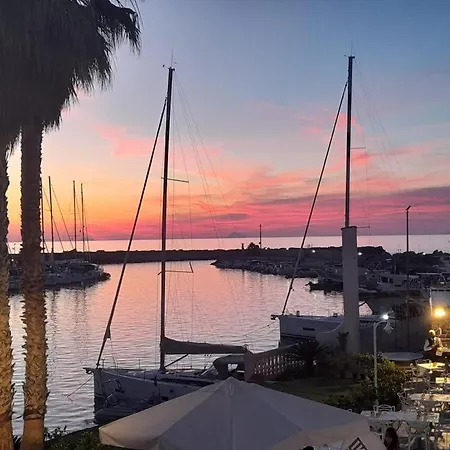 Atlantis Курортный комплекс 2*