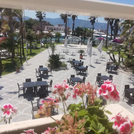 Atlantis Курортный комплекс